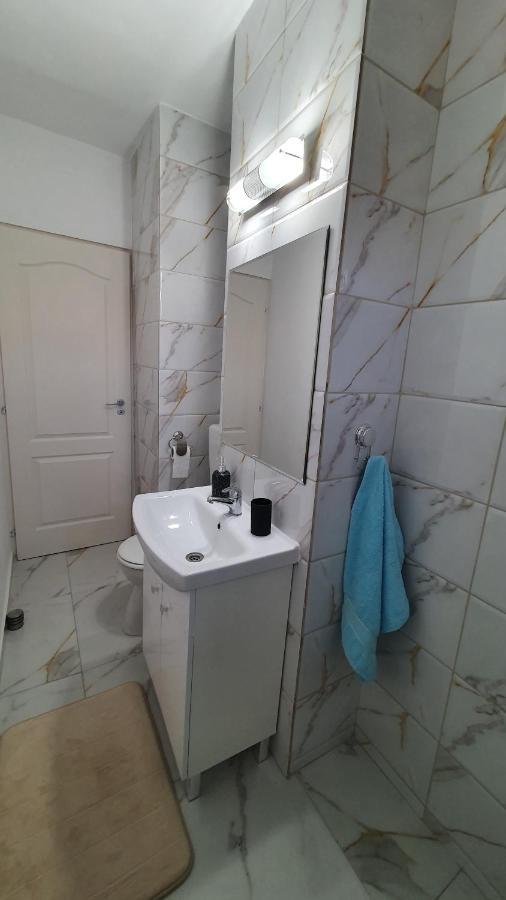 Apartament Estera Apartment Орадеа Екстериор снимка