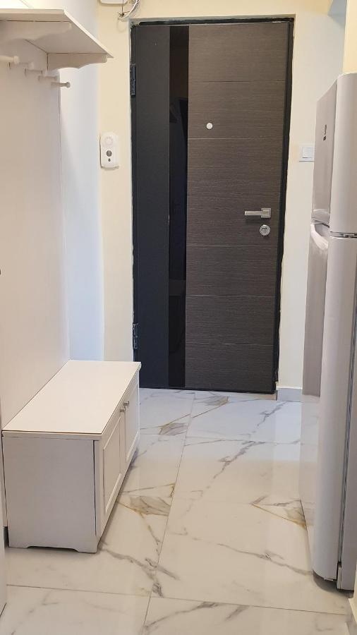Apartament Estera Apartment Орадеа Екстериор снимка