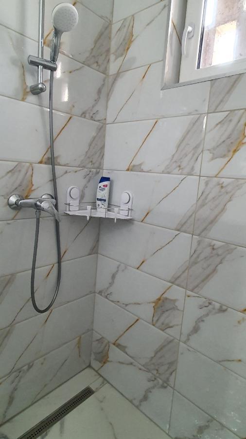 Apartament Estera Apartment Орадеа Екстериор снимка