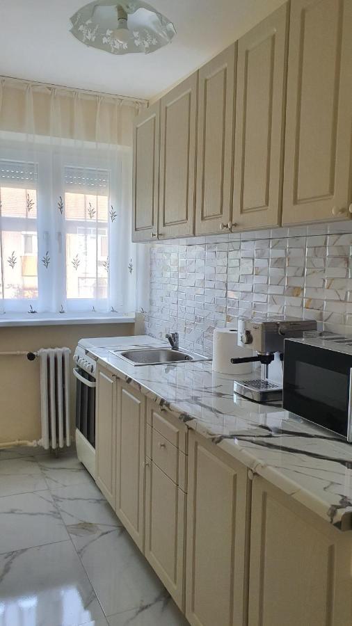 Apartament Estera Apartment Орадеа Екстериор снимка